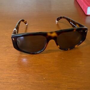 MVMT racer Stylish Tortoiseshell Sunglasses NWT